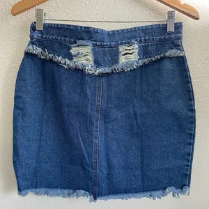POL L Women Distressed Blue Jean Front Patchwork Pockets Button Zip Denim Skirt thumbnail 3