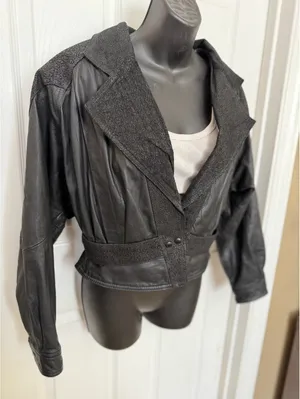 Byrnes & Baker black leather cropped jacket Size M thumbnail 5