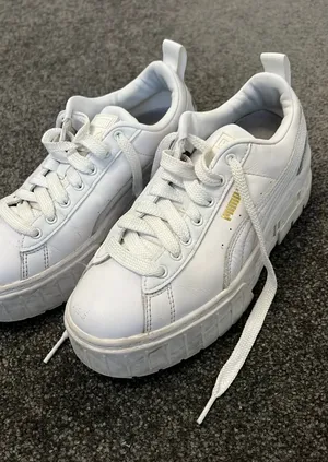 White Platform Puma Sneakers thumbnail 1