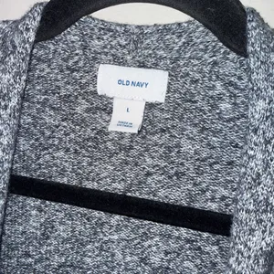 Old navy women’s cardigan L ✨ thumbnail 2