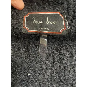 Love Tree black vest size medium faux fur- b58 thumbnail 8