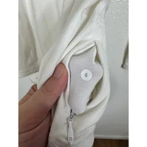 Lululemon White Mesh Panel Long Sleeve V-Neck Running Top Thumbholes Womens 6‎ thumbnail 5