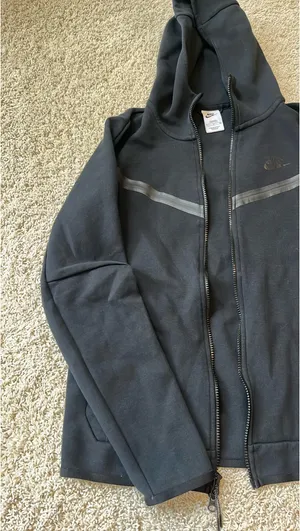 Black Nike Tech Zip-Up Jacket thumbnail 2