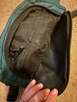 L.L. Bean belt bag thumbnail 3