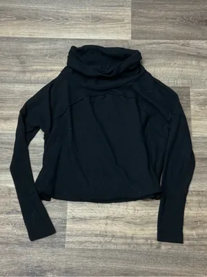 Free People We The Free Cozy Time Pullover Black Top Women’s Small thumbnail 2