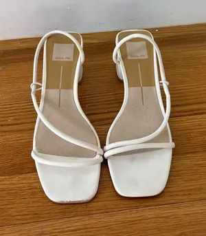 Dolce Vita White‎ Square Toe Block Heel Strappy Sandals Women's Shoes thumbnail 1
