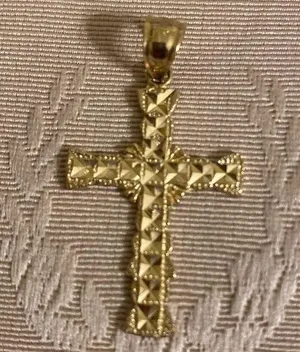 🛍GOLD PLATED CROSS AS SHOWN.🛍 thumbnail 1