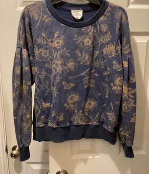Umgee Blue and Tan Floral Crew Neck Sweater thumbnail 1