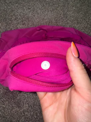 Lululemon Speed Shorts 2.5" thumbnail 4