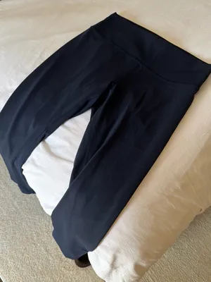 Lululemon women’s navy 23 inch crop wunder under train leggings size 12 thumbnail 2