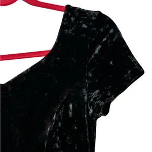 St. Michaels Black Velvet Midi Dress WhimsiGoth 90s Grunge Witchy Goth Size 8 thumbnail 4