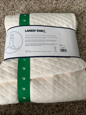 Lands' End Quilted 2-Piece Lounge Set in Cream thumbnail 5