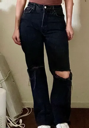 Abercrombie & Fitch Black Distressed Jeans thumbnail 1
