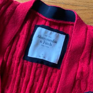 Abercrombie and Fitch cardigan size M thumbnail 4