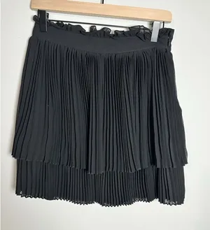 Free People Archive NYC Made Pleated Tiered Mini Skirt Black Size 4‎ thumbnail 1