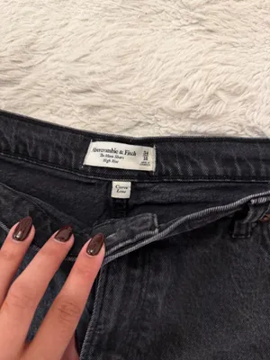 Abercrombie Mom Shorts High-Rise thumbnail 2