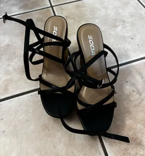 Soda strappy heels thumbnail 1