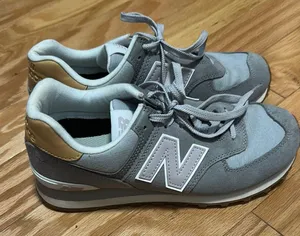 Women’s New Balance Shoes thumbnail 1