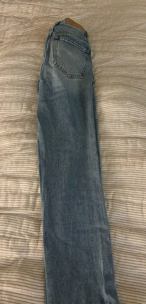 PacSun asymmetrical jeans thumbnail 4