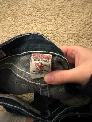 True Religion Vintage Jean Low-Rise Shorts thumbnail 4