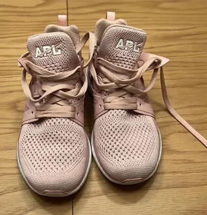 APL TechLoom Ascend Pink Knit Sneakers Size 6.5 thumbnail 1
