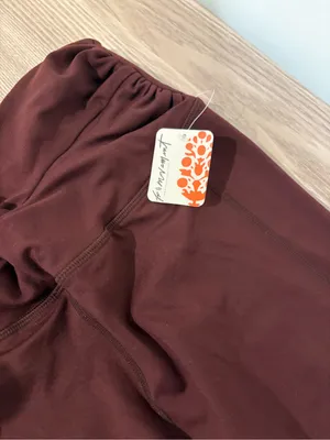 Free People Leggings in Color Espresso Size Medium Brand New thumbnail 3
