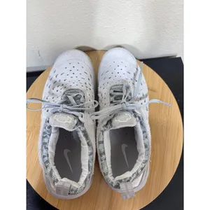 Nike Sneaker 8 Free Run Trail Shoes Neutral Gray CW5814-002 Suede thumbnail 6