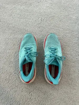 Hokas Clifton 8 thumbnail 2