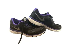 Nike dual fusion ST2 Black and purple athletic sneaker thumbnail 1