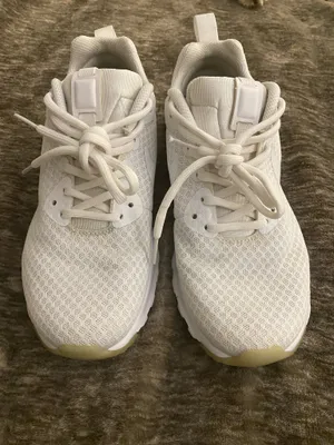 Nike Air Max Motion LW ‘White’ Womens Shoes Size 7.5 thumbnail 1