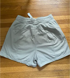 Lululemon Shorts Beige thumbnail 5