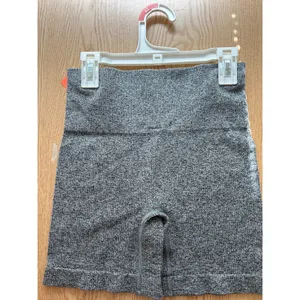 New Women’s Colsie Ribbed Athletic Yoga 🧘 Exercise Shorts Gray size Xs thumbnail 4