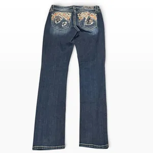 Miss Me Straight Leg Low Rise Dark Wash Embroidered Sequin Jeans 28x33 Y2K BKE thumbnail 3