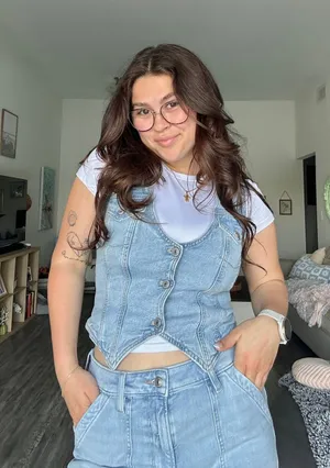 American Eagle Denim Vest thumbnail 1