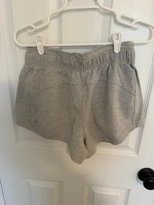 Lululemon Shorts thumbnail 3