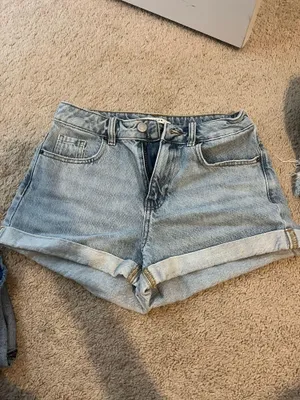 Pacsun Light Wash Mom Short  thumbnail 2