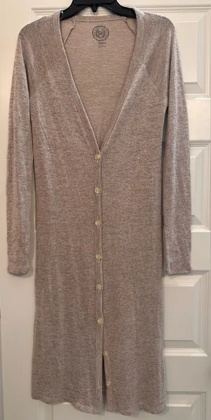 SO Light Taupe Button-Front Women’s Cardigan thumbnail 1