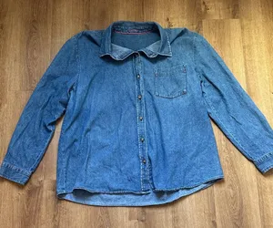 Vintage Cherokee Women’s Blue Lightweight‎ Denim Button Up Shirt thumbnail 1