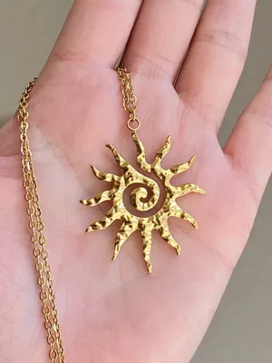Handmade gold tone stainless steel sun boho retro vintage style necklace☀️ thumbnail 4