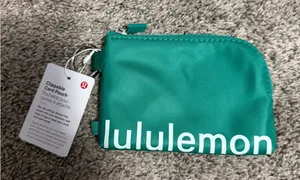 NWT Lululemon clipable card pouch thumbnail 1