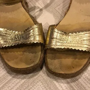 Michael Kors Gold Ankle Strap Sandal Wedges Size 7 thumbnail 2