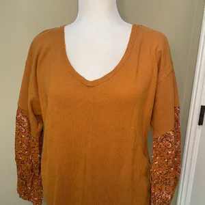 ANTHROPOLOGIE Annette Thermal Waffle Knit/Floral Top - Small thumbnail 3