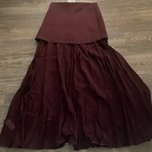 NWT ZARA WOMAN HIGH-WAIST COMBINED PLEATED KNIT SKIRT in BURGUNDY. Size Medium thumbnail 10