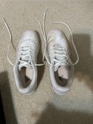 Adidas Women’s White Athletic Sneakers/Cheer Shoes thumbnail 3