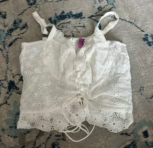 Edikted White Top thumbnail 1