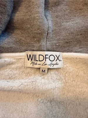 Wildfox RARE NWOT Gray Hooded Sweatshirt with Rainbow & Sun Back Graphic thumbnail 5