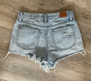 Urban Outfitters BDG Denim Shorts thumbnail 2