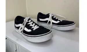 Vans Ward Canvas Black White Classic Women’s Size 6 Casual Classic Skater Grunge thumbnail 2