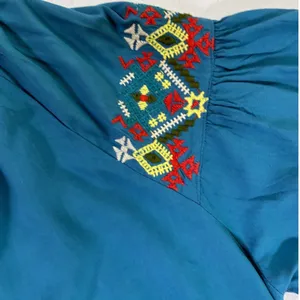 Solitaire Womens M Teal Blue Embroidered Puff Sleeve Boho Peasant Blouse thumbnail 2