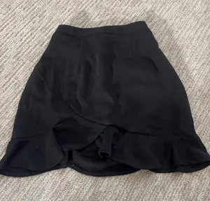 Superdown Black Skirt thumbnail 1